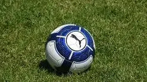 外媒聚焦：机器人运动会助力中国技术磨砺，全球首个拟人机器人赛事盛大启幕